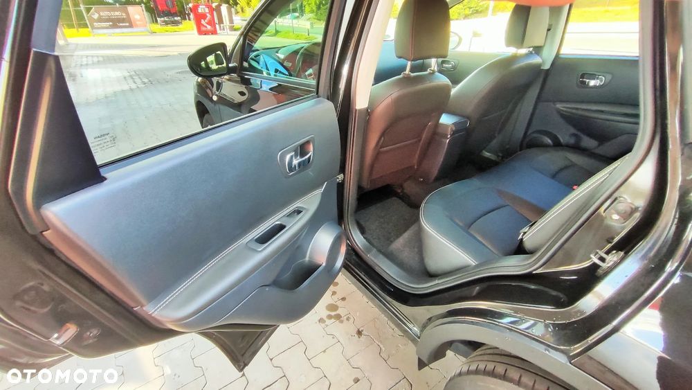 Nissan Qashqai 2.0 4 x 4 tekna - 12