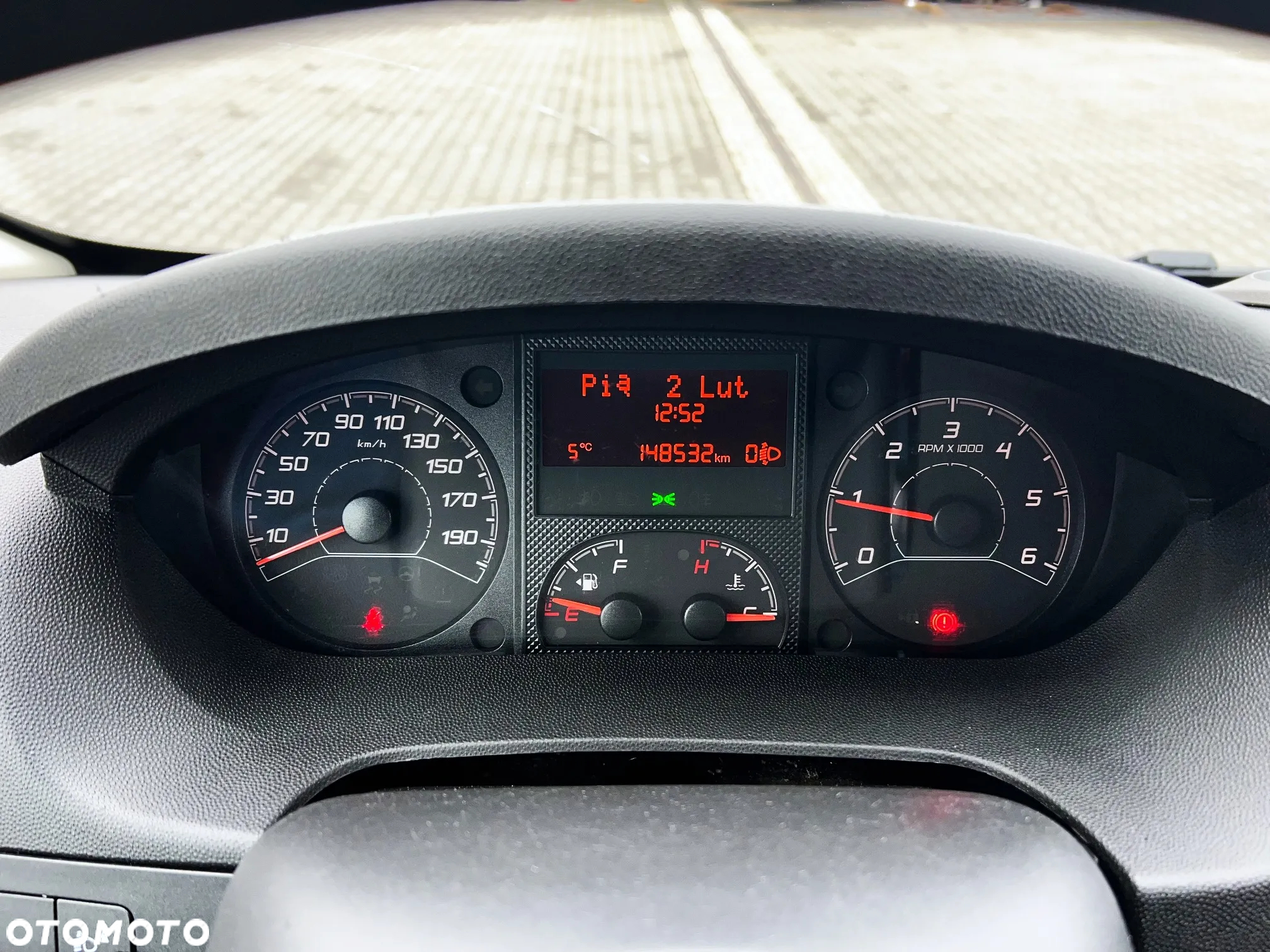 Peugeot Boxer Kontener 3,75m  3x Drzwi + Winda 750 kg Salon PL, Jeden Właściciel - 15