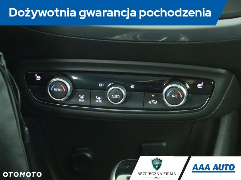 Opel Crossland X - 12