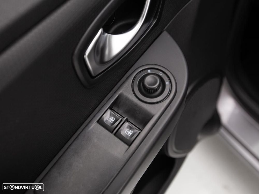 Renault Clio 1.5 dCi Confort - 12