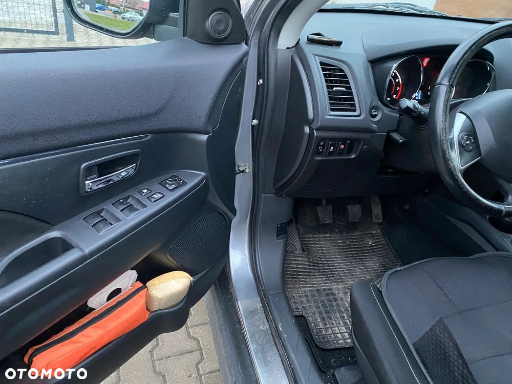 Mitsubishi ASX 1.6 Invite EU6 - 3