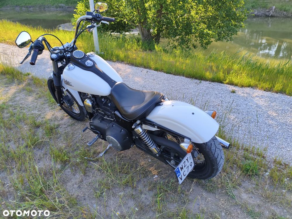 Harley-Davidson Dyna Street Bob - 7