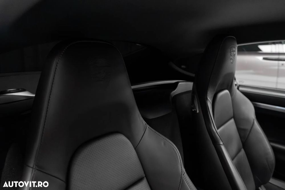 Porsche Cayman PDK - 30