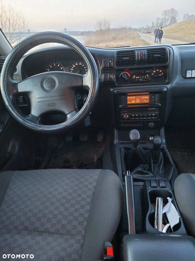Opel Frontera 3.2 V6 Off Road - 5