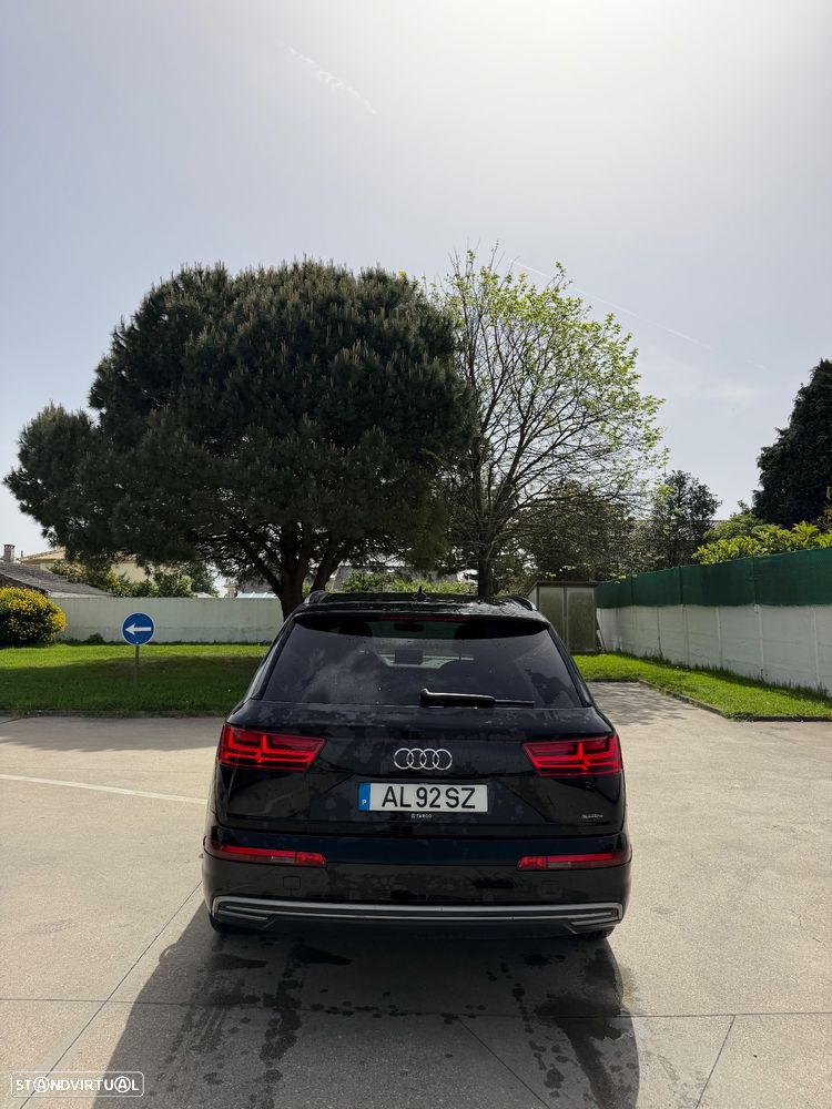 Audi Q7 - 3