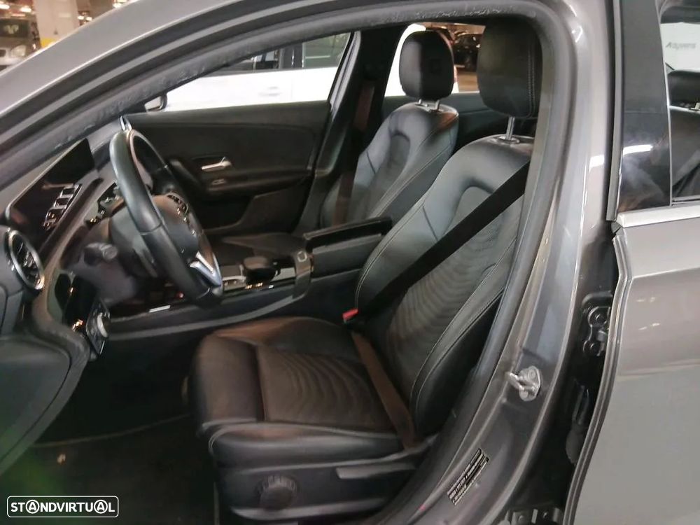 Mercedes-Benz A 250 Limousine e Style Plus - 5