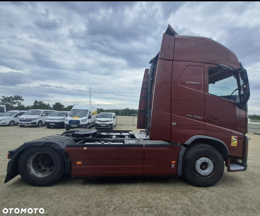 Volvo FH 500 XXL TELEWIZOR / KSENONY / FULL SPOJLERY / LAKIER METALIK / DŁUGA RAMA AKUMULATORY Z TYŁU / LAMPY LED / NAJWIĘKSZA KABINA XXL z TV / 2017 ROK !! - 3