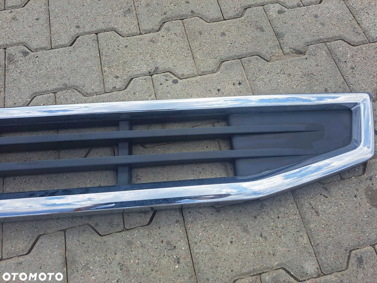 ATRAPA STOPIEŃ ŁAWKA KRATKA GÓRNA VOLVO FH 4 - 4