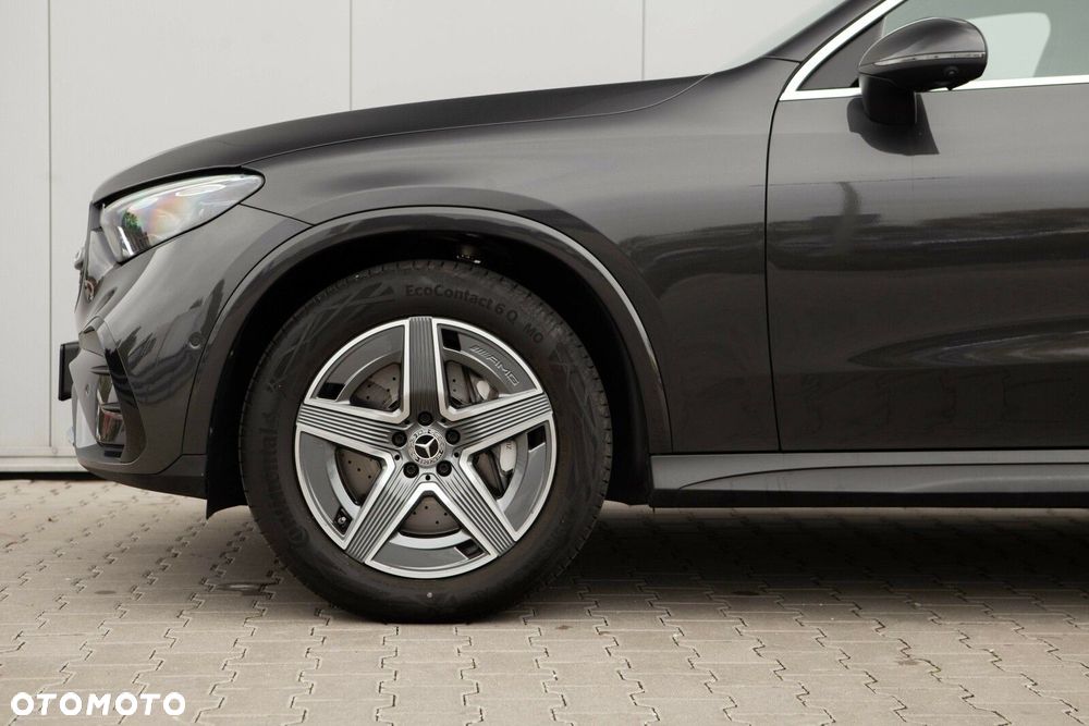 Mercedes-Benz GLC - 13