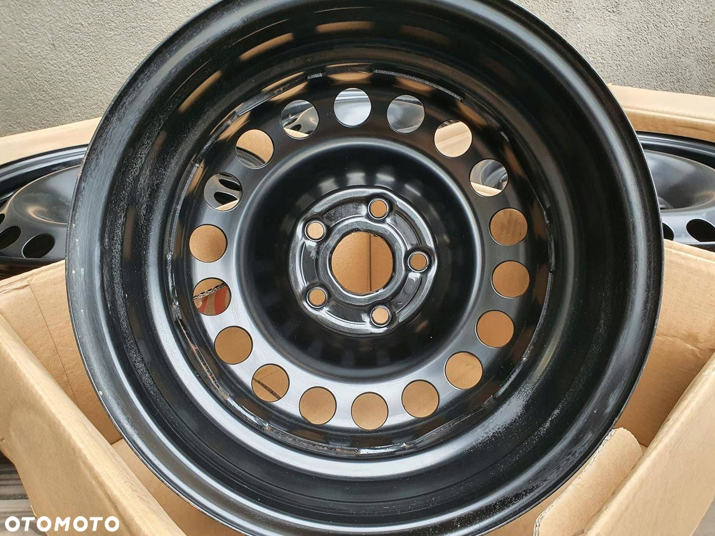 Felga stalowa 15cali Opel Astra K 2150191 5x105 - 3