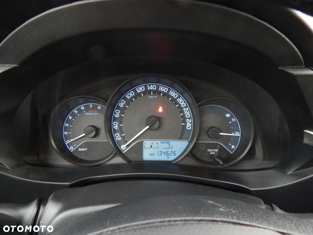 Toyota Corolla 1.6 Luna - 20