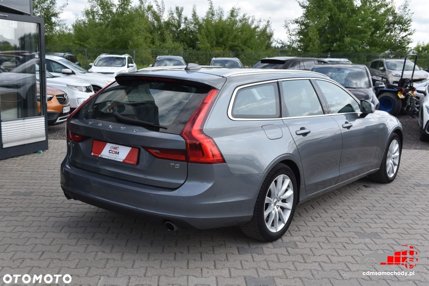 Volvo V90 T5 Momentum - 10