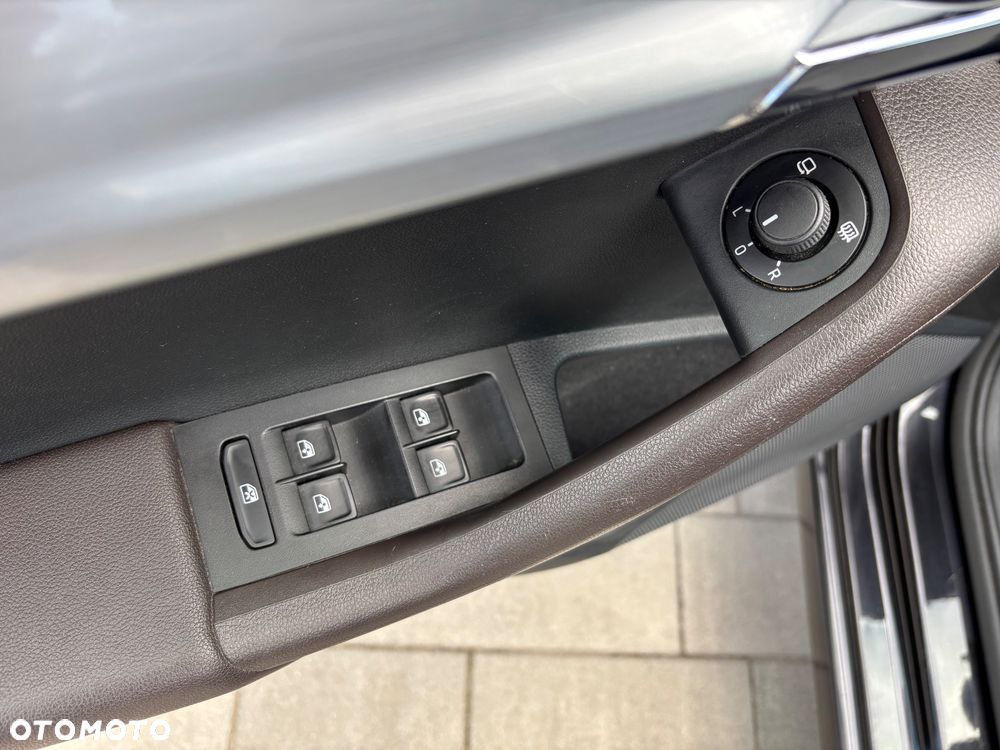 Skoda Octavia 2.0 TSI Ambition DSG - 16