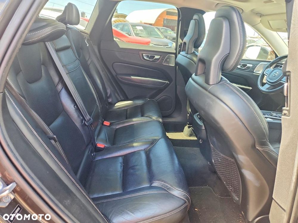 Volvo XC 60 T6 AWD Geartronic Inscription - 10