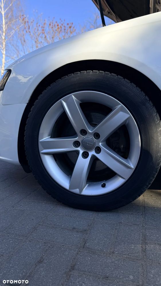 Audi A4 Limousine - 9