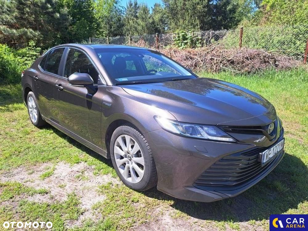 Toyota Camry - 6