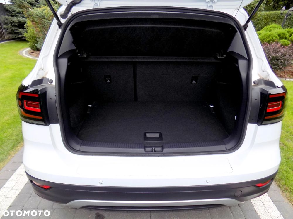Volkswagen T-Cross - 11