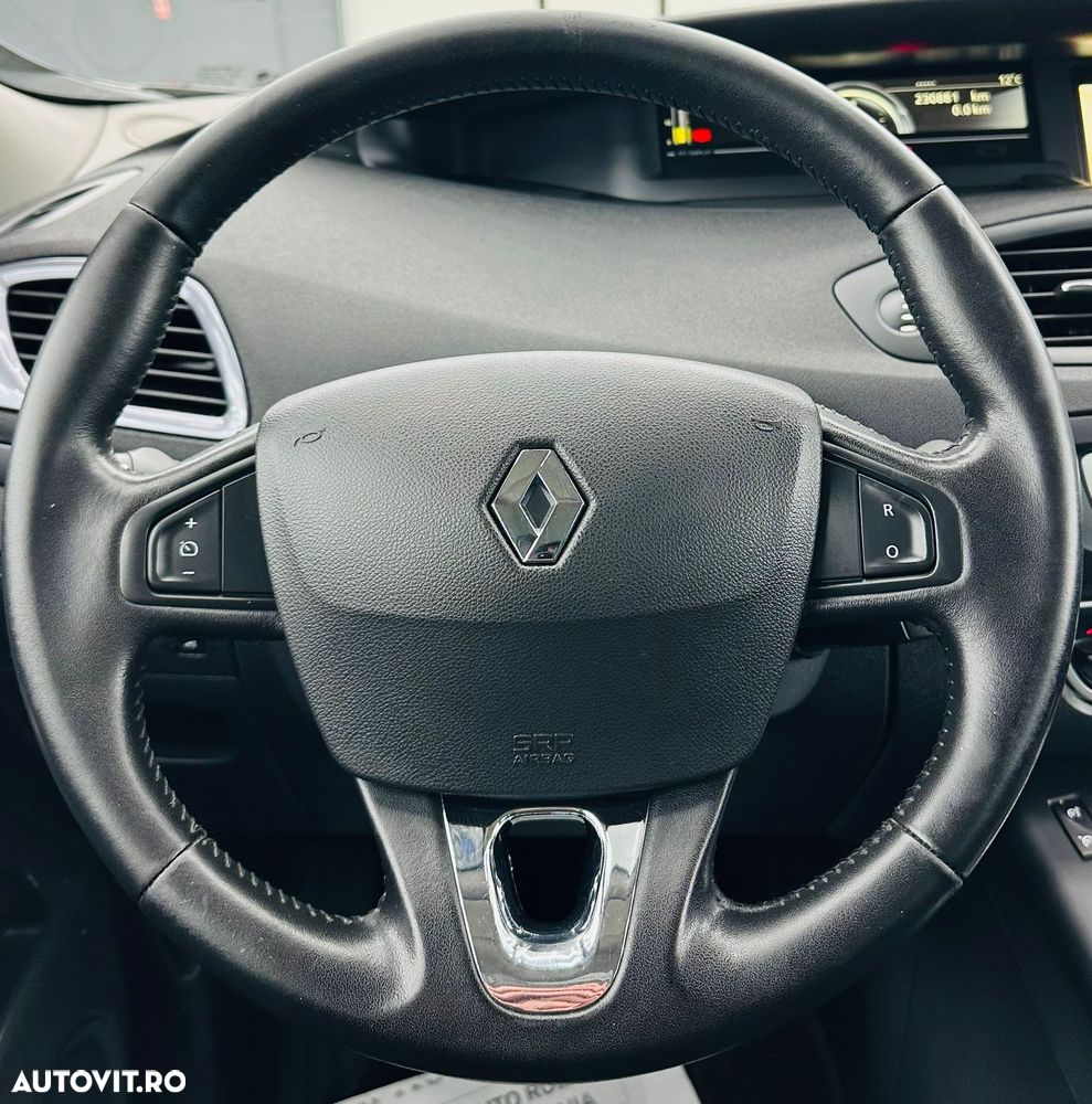 Renault Grand Scenic ENERGY dCi 110 INTENS - 28