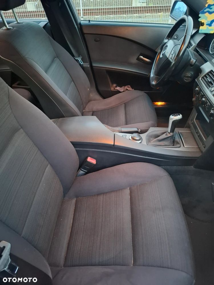 BMW Seria 5 520d - 8