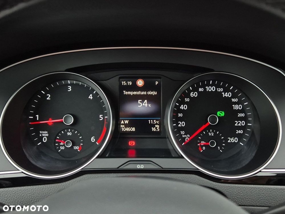 Volkswagen Passat 2.0 TDI Business DSG - 22