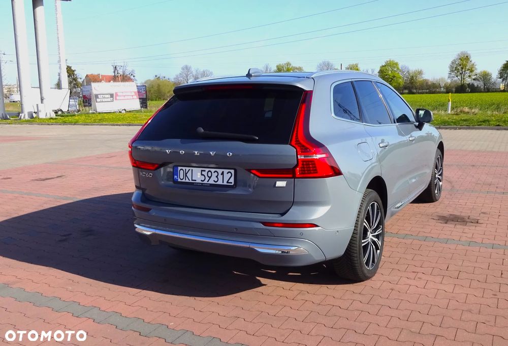 Volvo XC 60 T8 Plug-In Hybrid AWD Ultra Dark - 7