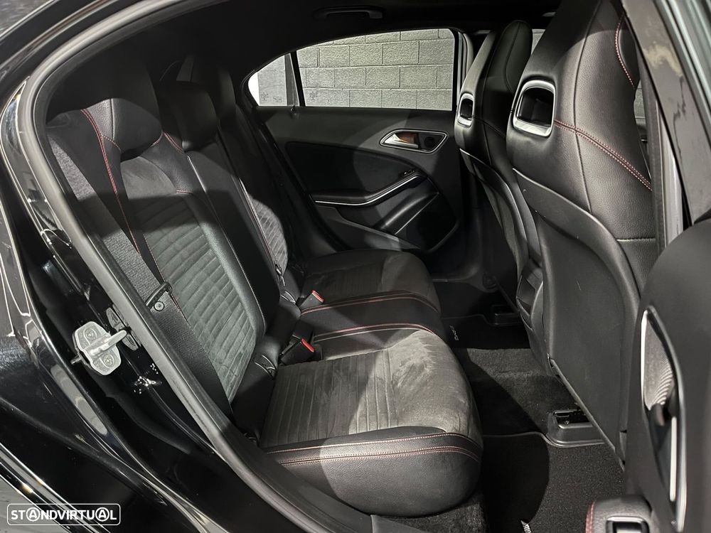 Mercedes-Benz A 200 - 12
