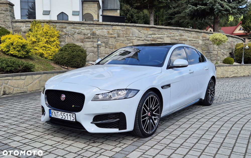 Jaguar XF 3.0 V6 AWD R-Sport - 6