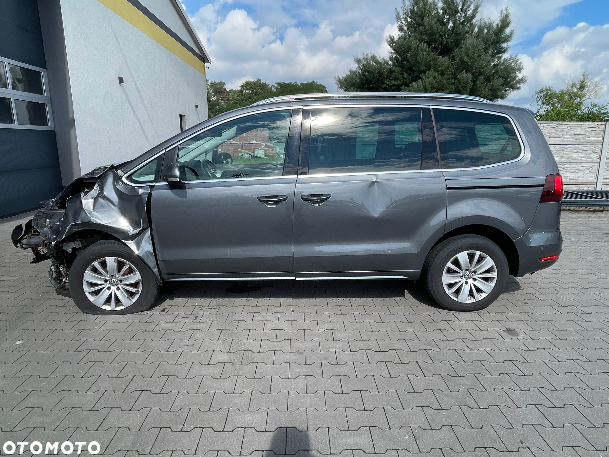 Volkswagen Sharan 2.0 TDI DSG (BlueMotion Technology) Comfortline - 13