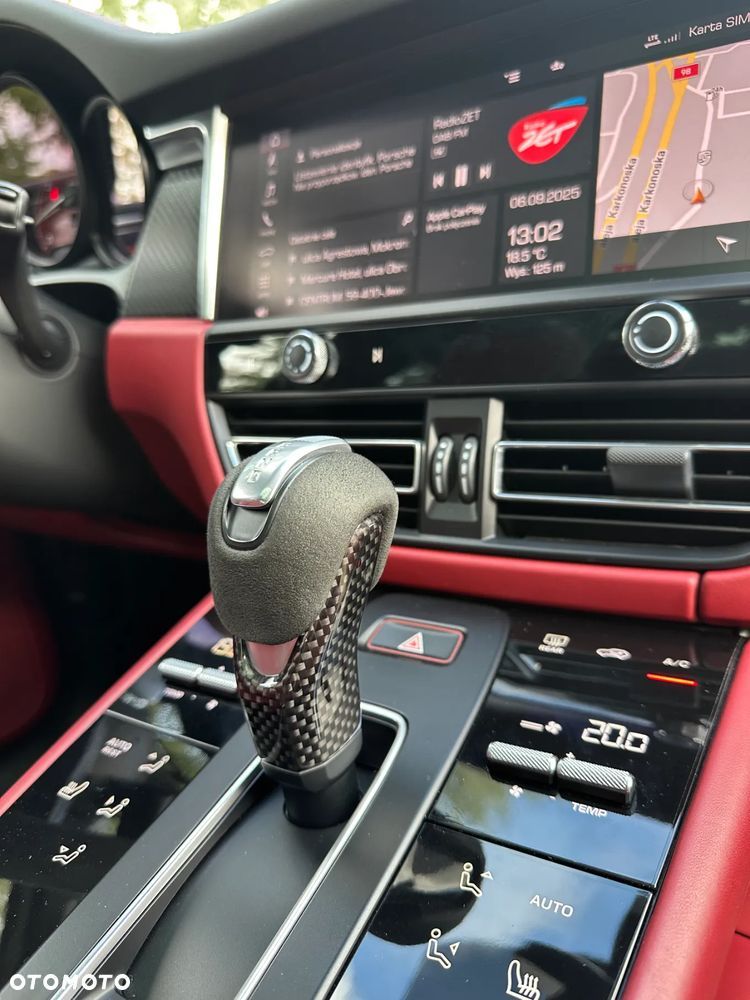 Porsche Macan T - 4