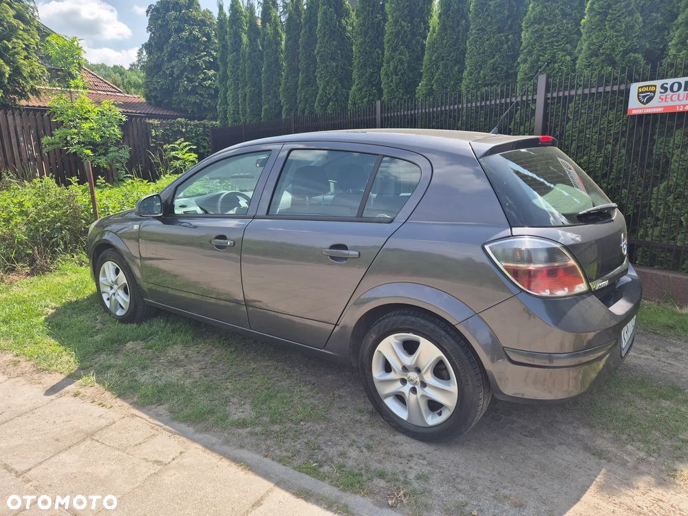 Opel Astra 1.7 CDTI Enjoy - 5