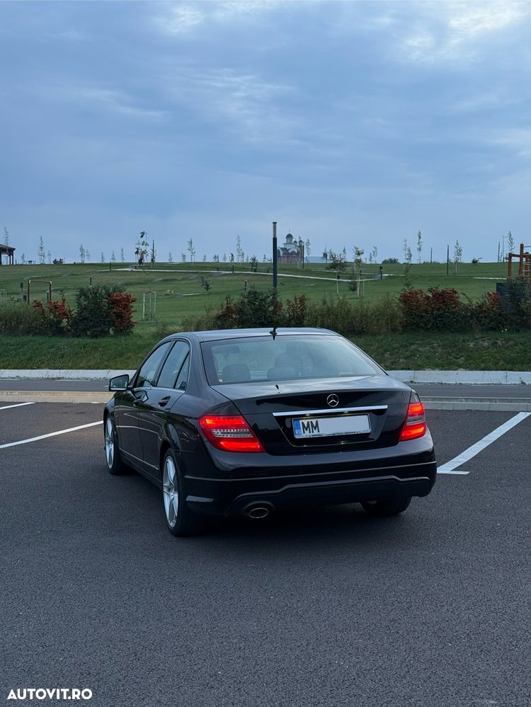 Mercedes-Benz C - 5