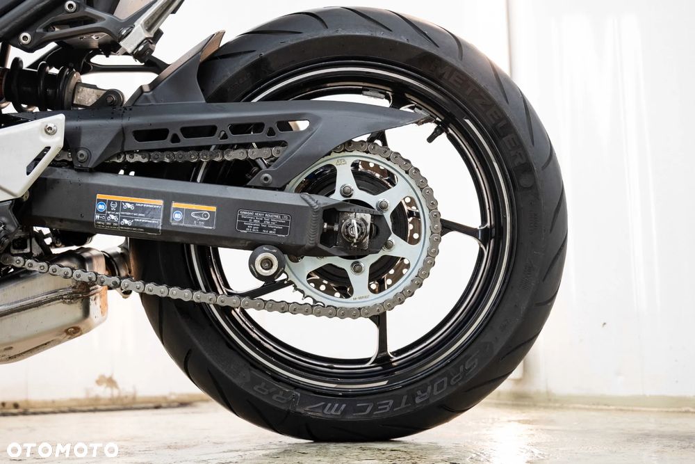 Kawasaki Z 900 - 37
