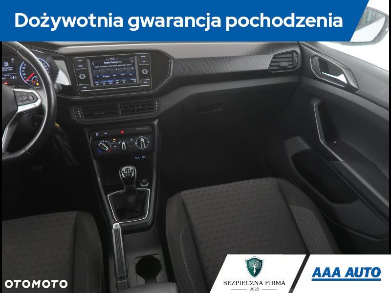 Volkswagen T-Cross - 10