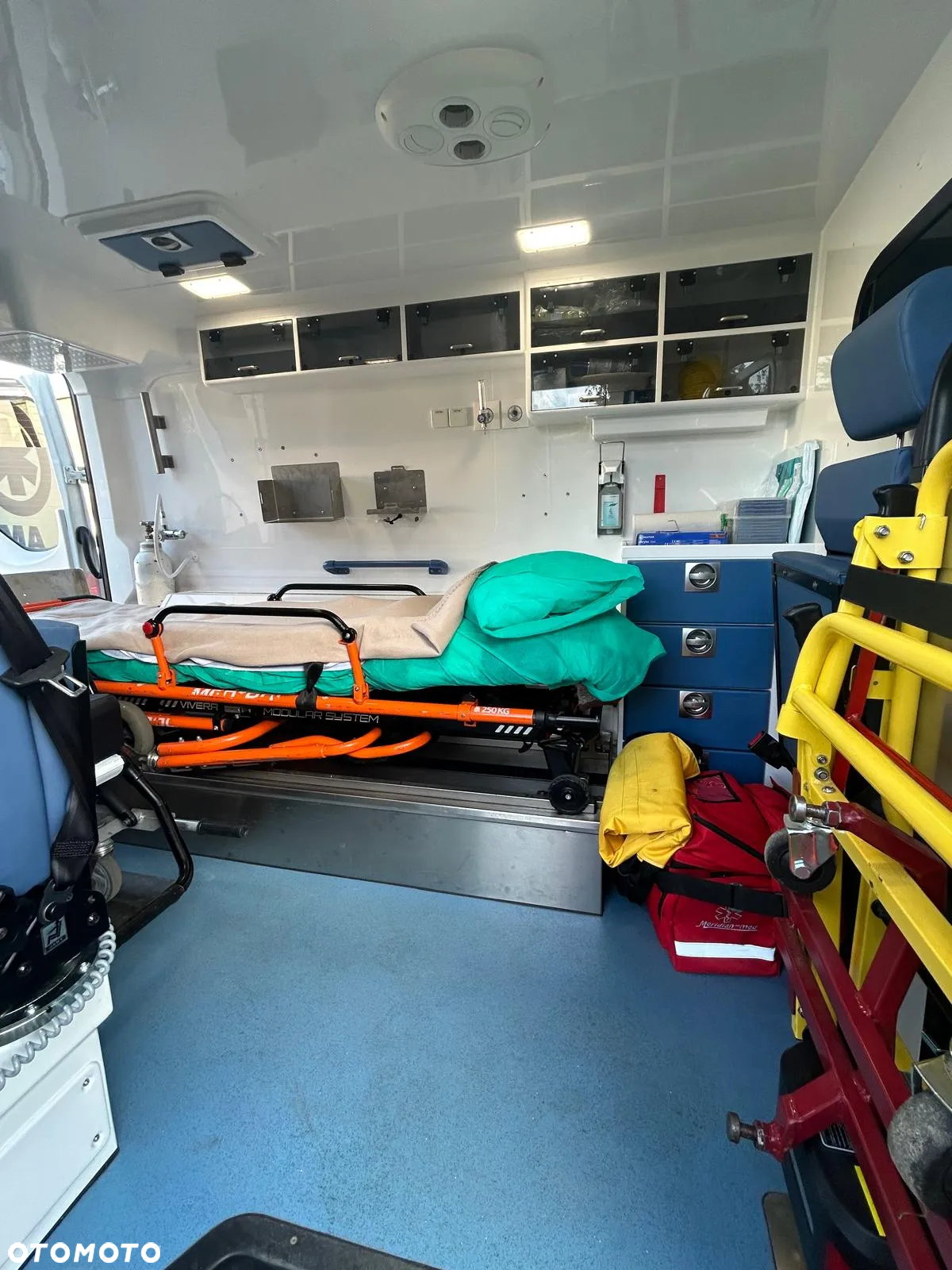 Mercedes-Benz Sprinter Karetka Ambulans - 11