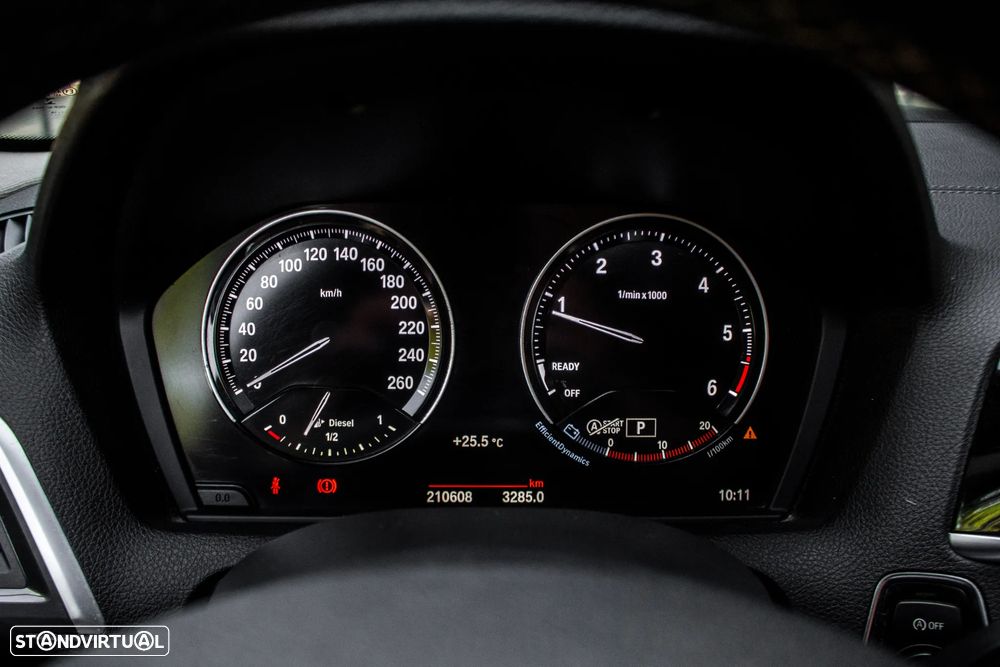 BMW 118 d Aut. Luxury Line - 17