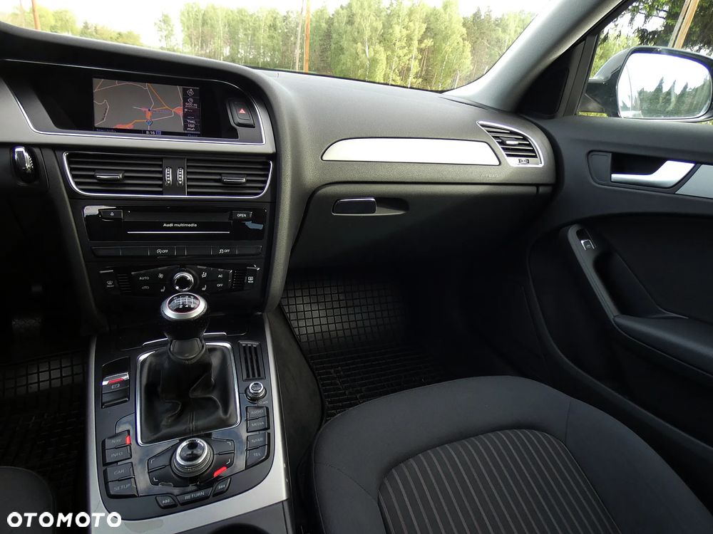 Audi A4 Avant 2.0 TDI - 24
