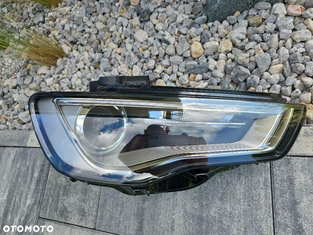 AUDI A3 S3 8V SEDAN CABRIO Lampa prawa przód Bi-Xenon Led 8V0941044M Ciemna - 7