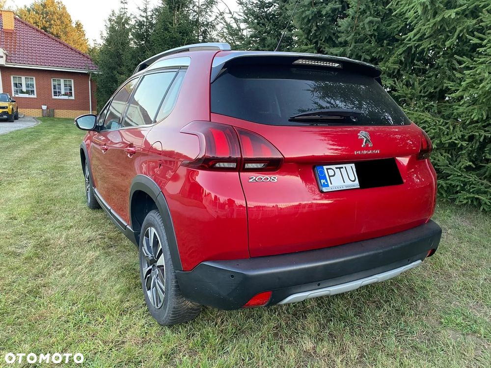 Peugeot 2008 BlueHDi FAP 120 STOP & START Allure - 5