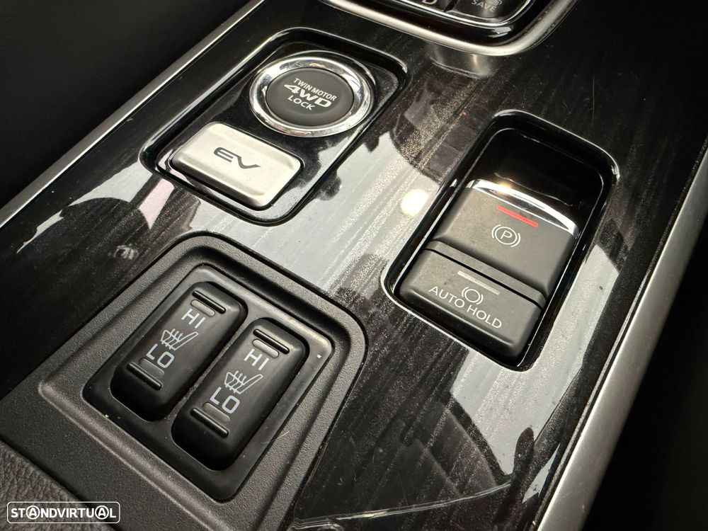 Mitsubishi Outlander 2.0 Instyle Navi - 13