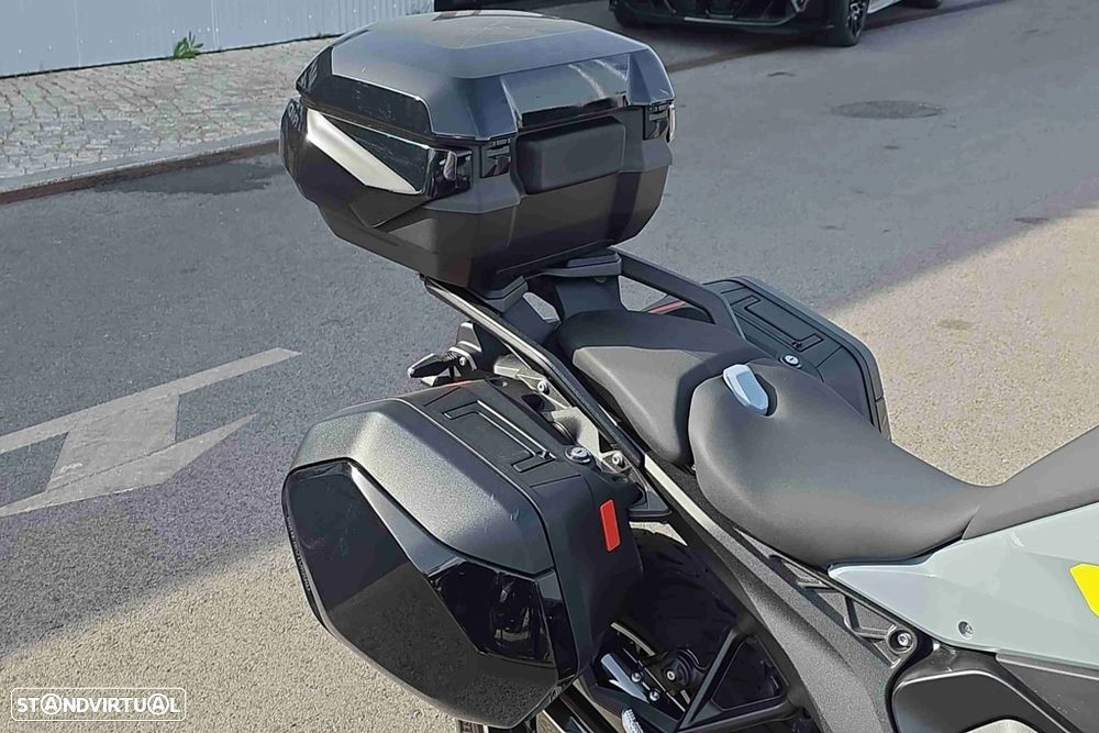 BMW R 1300 RS - 10