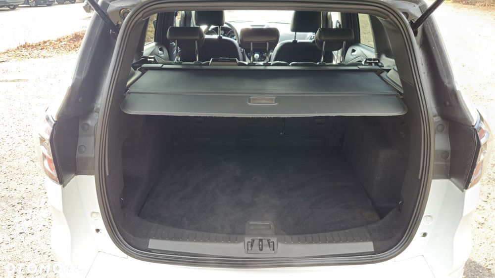 Ford Kuga 1.5 EcoBoost 2x4 ST-Line - 20