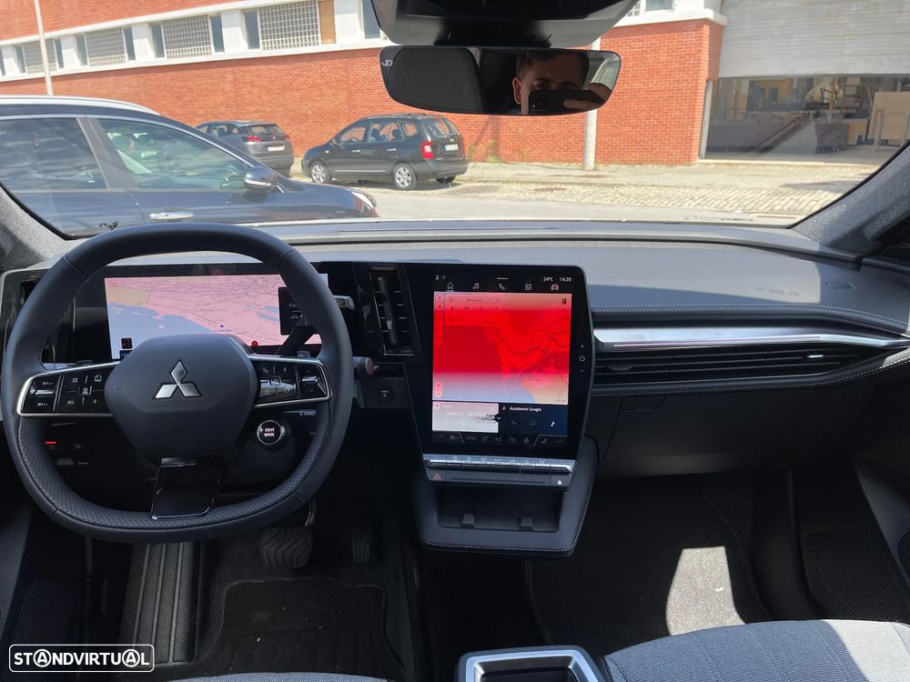 Mitsubishi Eclipse Cross 87 kWh Intense - 12