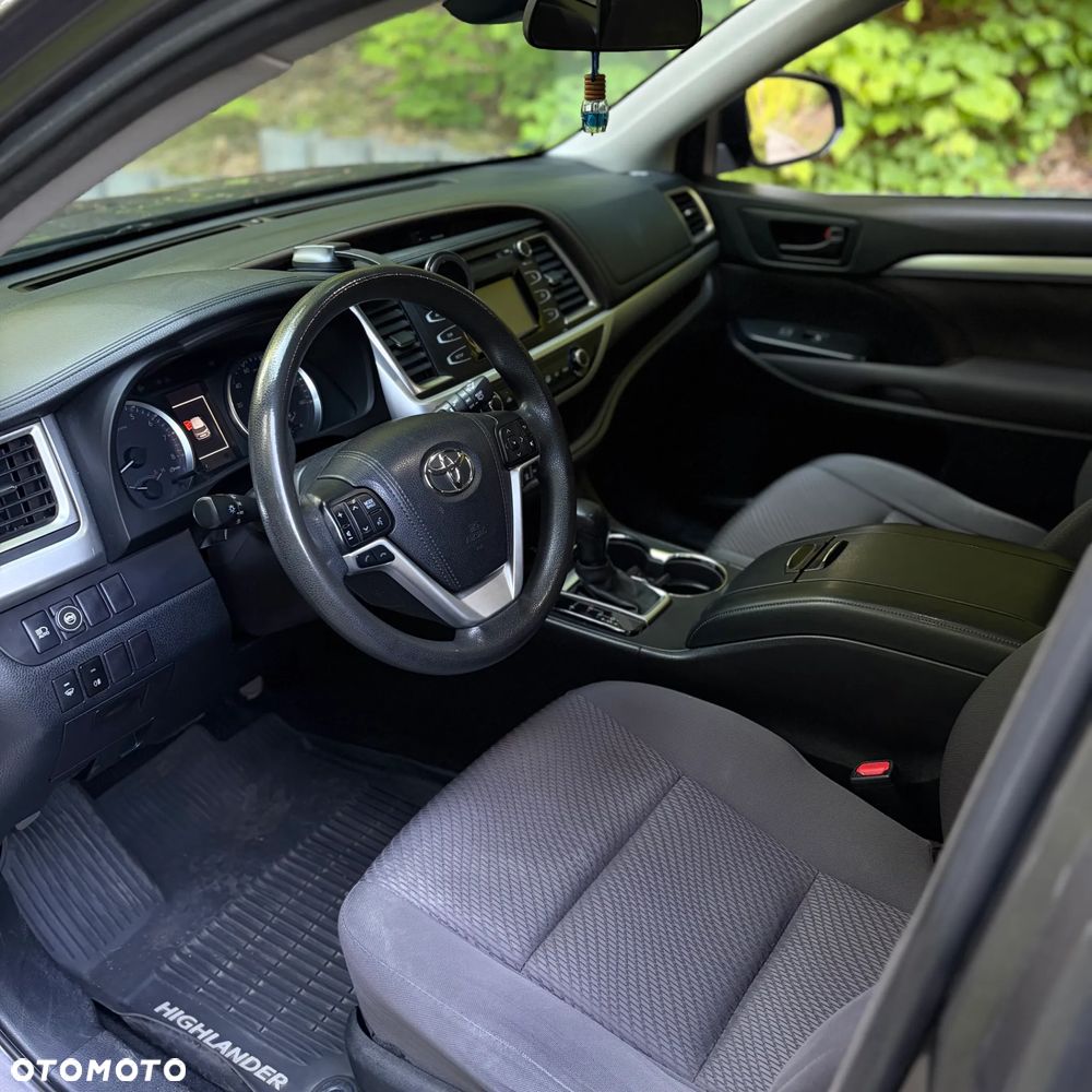 Toyota Highlander - 3