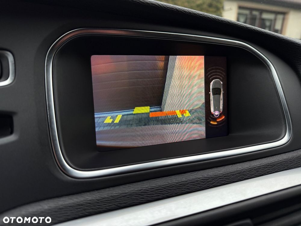 Volvo V40 D2 RDesign - 29