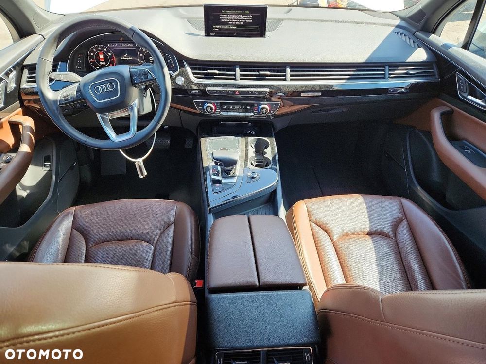 Audi Q7 3.0 TFSI Quattro Tiptronic - 8