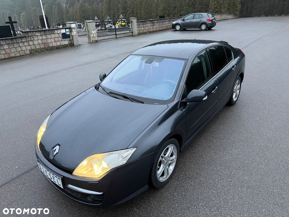Renault Laguna dCi 150 FAP Start-Stop Dynamique - 12