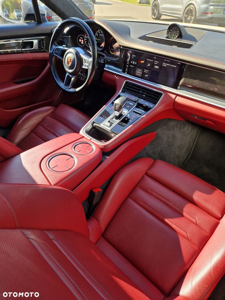 Porsche Panamera - 17