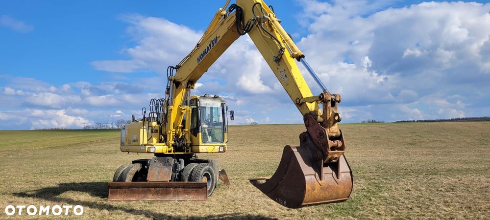 Komatsu Pw 220-7 4X4 - 9