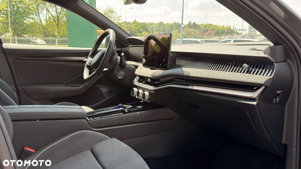Skoda Superb 2.0 TSI Sportline DSG - 11