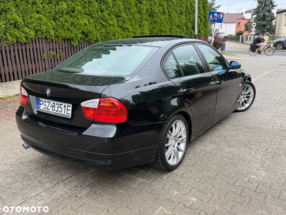 BMW Seria 3 - 18